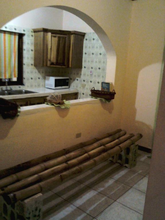Dolphin Bay Yoga Guest House Drapers Rum bild